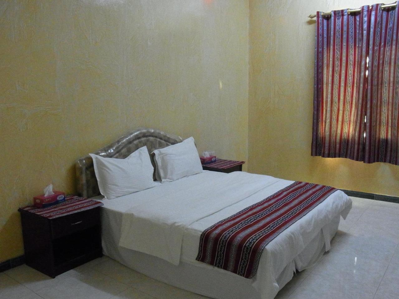 Ruddah Al Ghazlan Hotel Sinaw מראה חיצוני תמונה