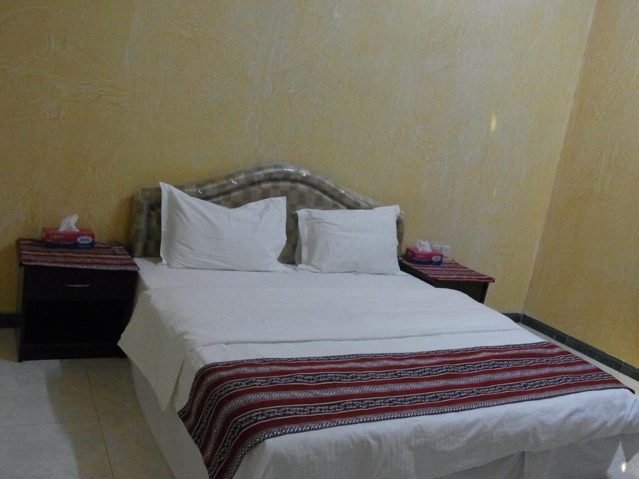 Ruddah Al Ghazlan Hotel Sinaw מראה חיצוני תמונה