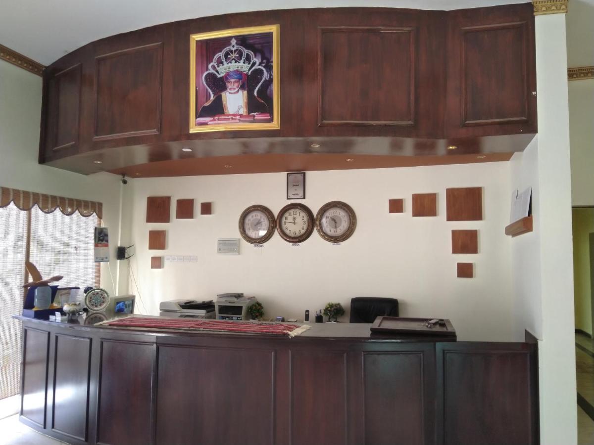 Ruddah Al Ghazlan Hotel Sinaw מראה חיצוני תמונה